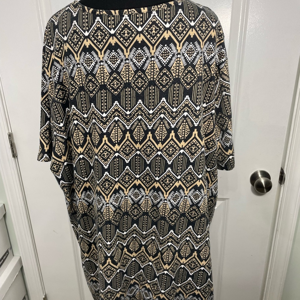 Catherine’s Geometric Patterned Tunic Blouse Size… - image 8
